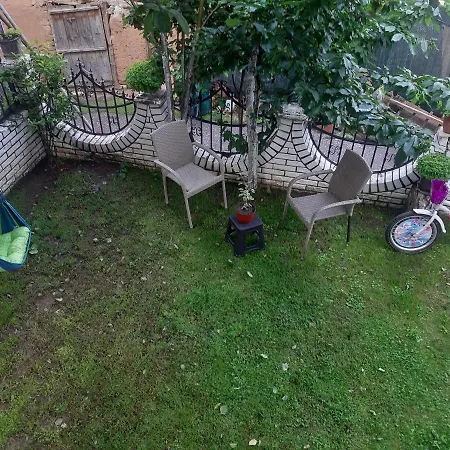 Casa de hóspedes Mir 3*